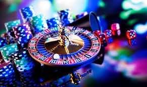 Dream Catcher spinning wheel interface on h5.svip5.web mobile app showing numbered segments